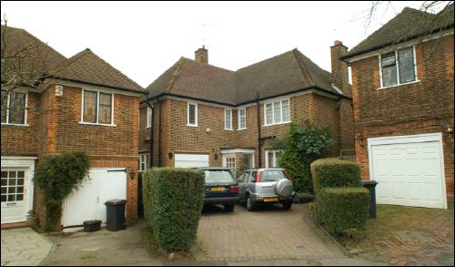 08 Milton Close
